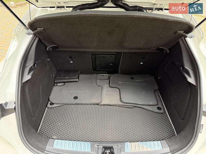 Внедорожник / Кроссовер Infiniti QX30 2017 в Одессе