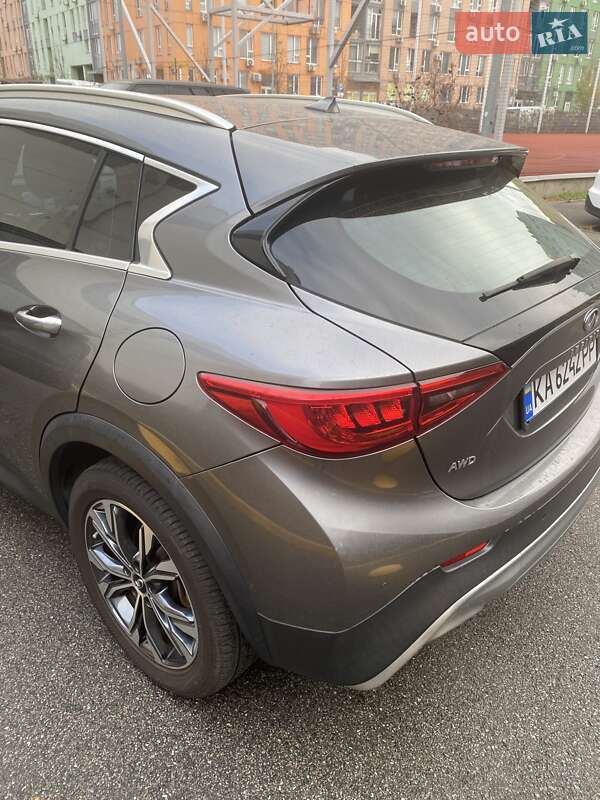 Позашляховик / Кросовер Infiniti QX30 2018 в Києві