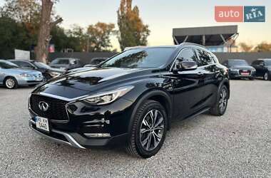 Позашляховик / Кросовер Infiniti QX30 2016 в Дніпрі