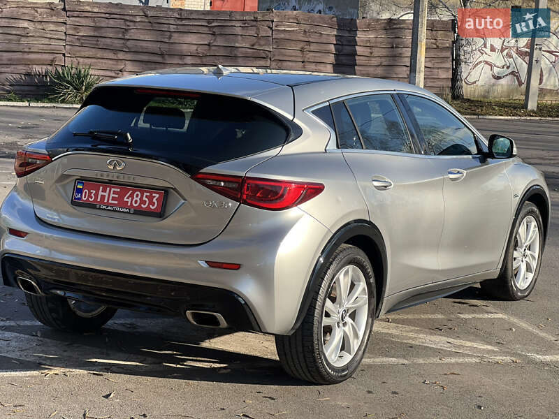 Внедорожник / Кроссовер Infiniti QX30 2017 в Здолбунове