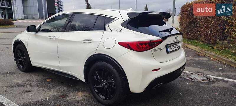 Позашляховик / Кросовер Infiniti QX30 2018 в Києві