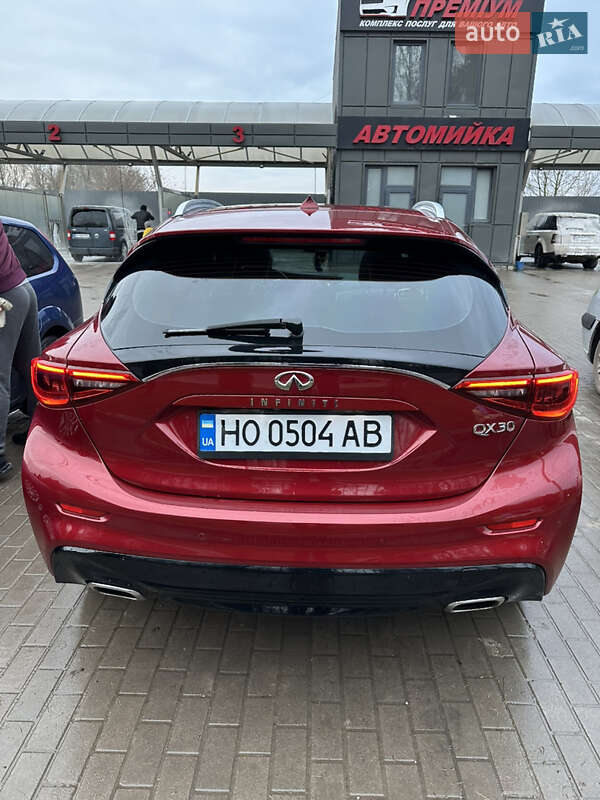 Позашляховик / Кросовер Infiniti QX30 2016 в Тернополі фото 6 Позашляховик / Кросовер Infiniti QX30 2016 в Тернополі