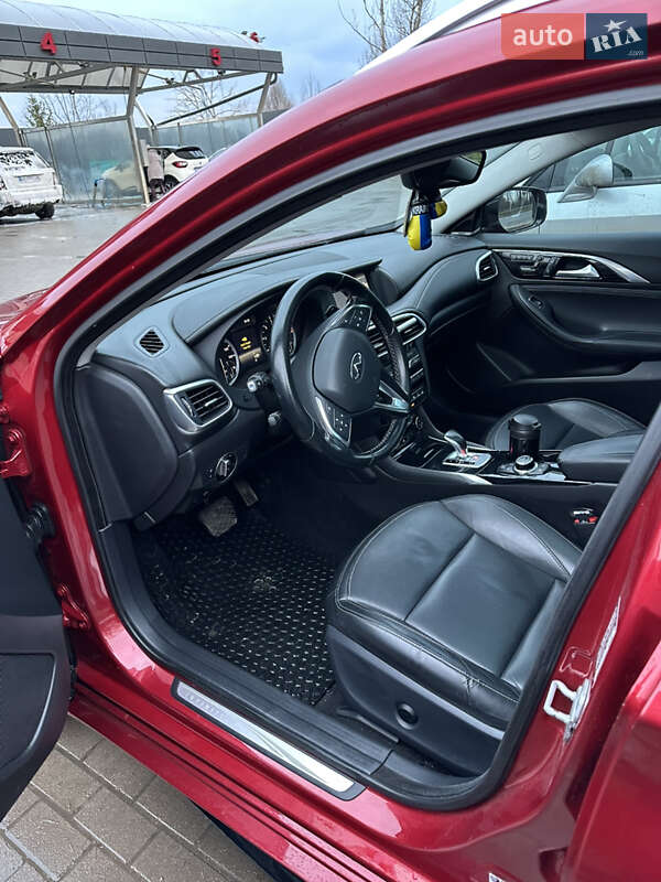 Позашляховик / Кросовер Infiniti QX30 2016 в Тернополі фото 11 Позашляховик / Кросовер Infiniti QX30 2016 в Тернополі