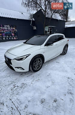 Внедорожник / Кроссовер Infiniti QX30 2016 в Днепре