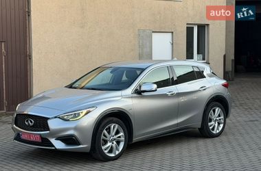 Позашляховик / Кросовер Infiniti QX30 2017 в Володимирі