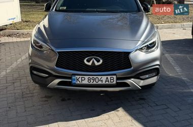 Внедорожник / Кроссовер Infiniti QX30 2016 в Запорожье