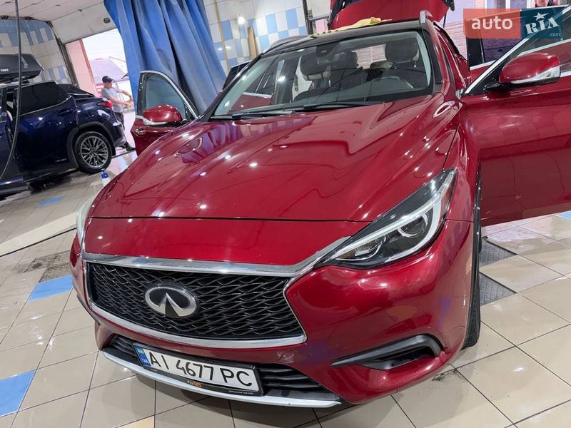 Infiniti QX30 2018
