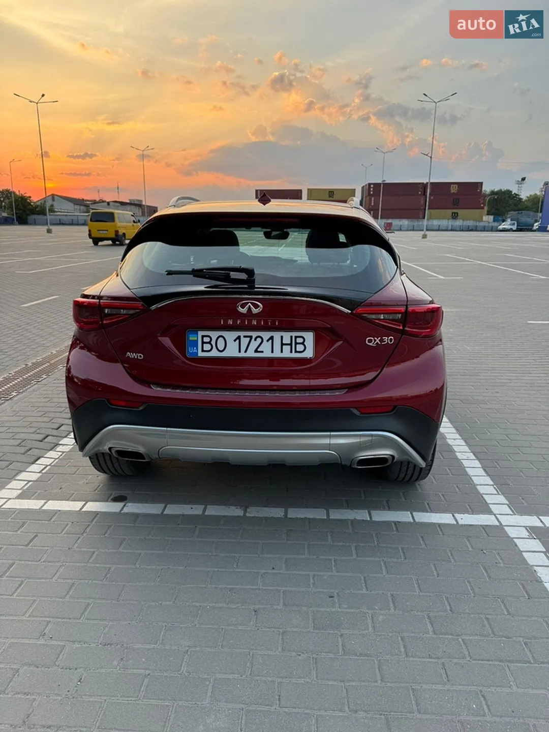 Infiniti QX30 2018 VIN SJKCH5CR4KA006987 фото оголошення 7 з 25