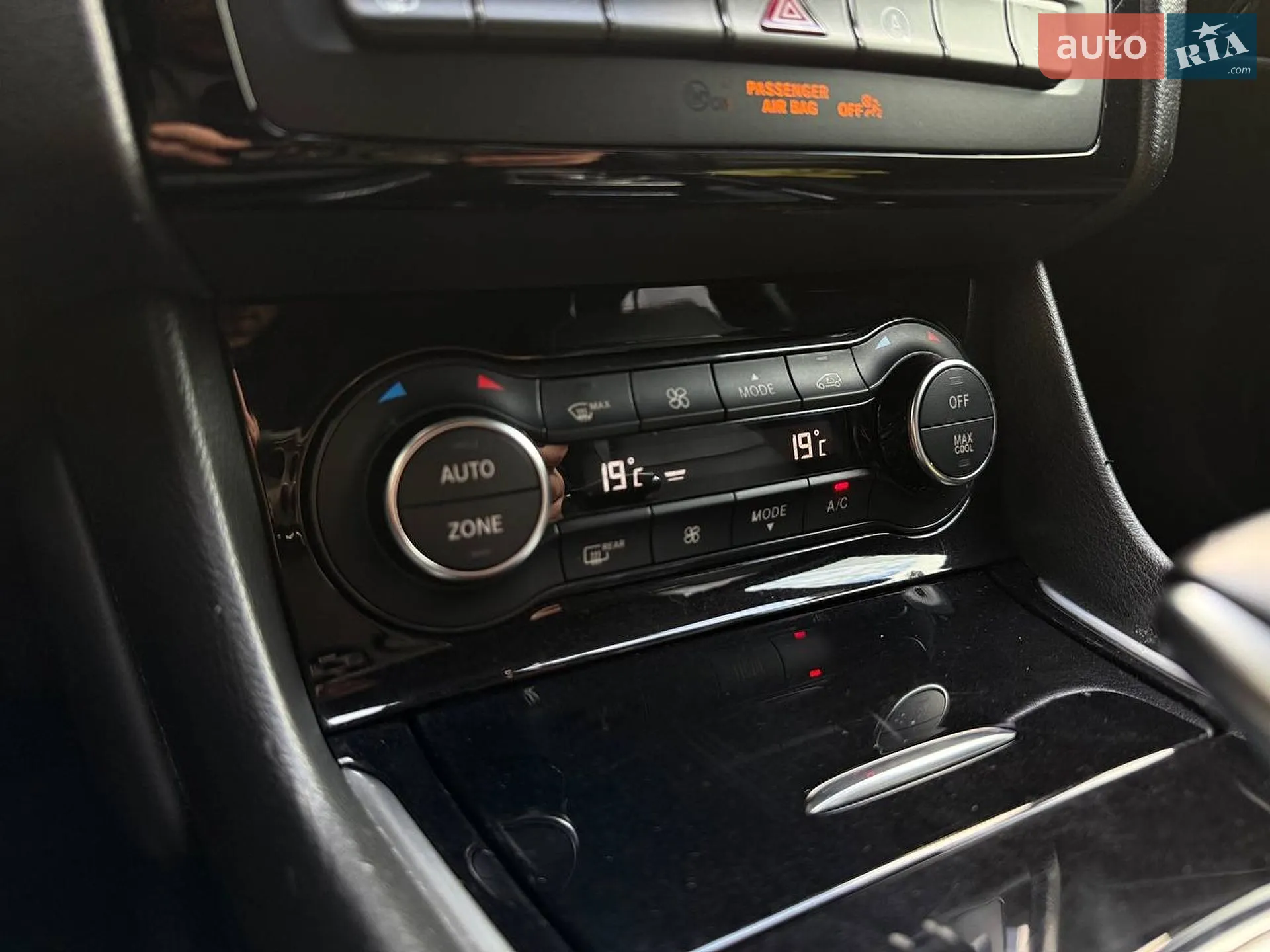 2017 Infiniti QX30 - мініатюра 23