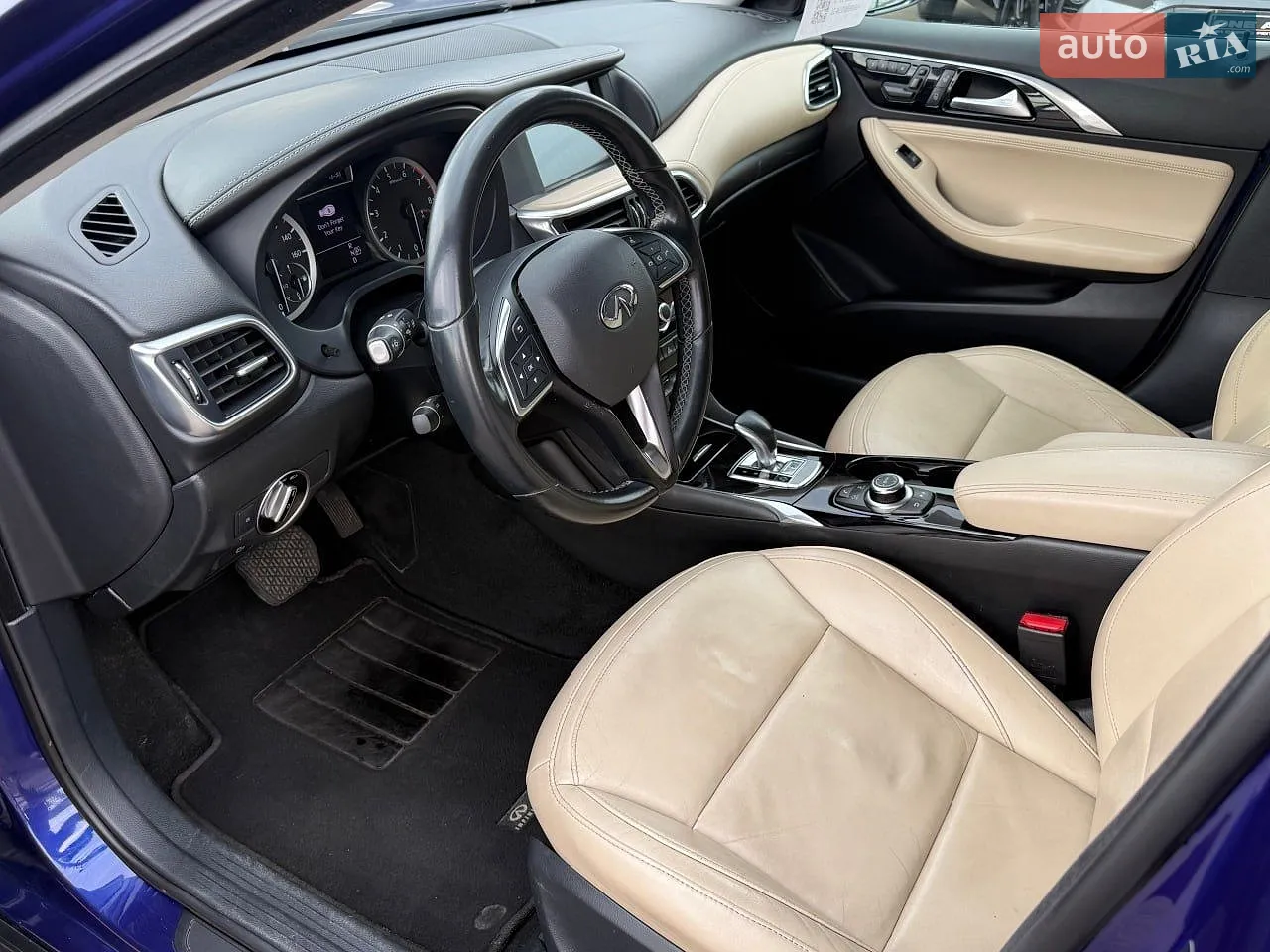 2017 Infiniti QX30 - мініатюра 13