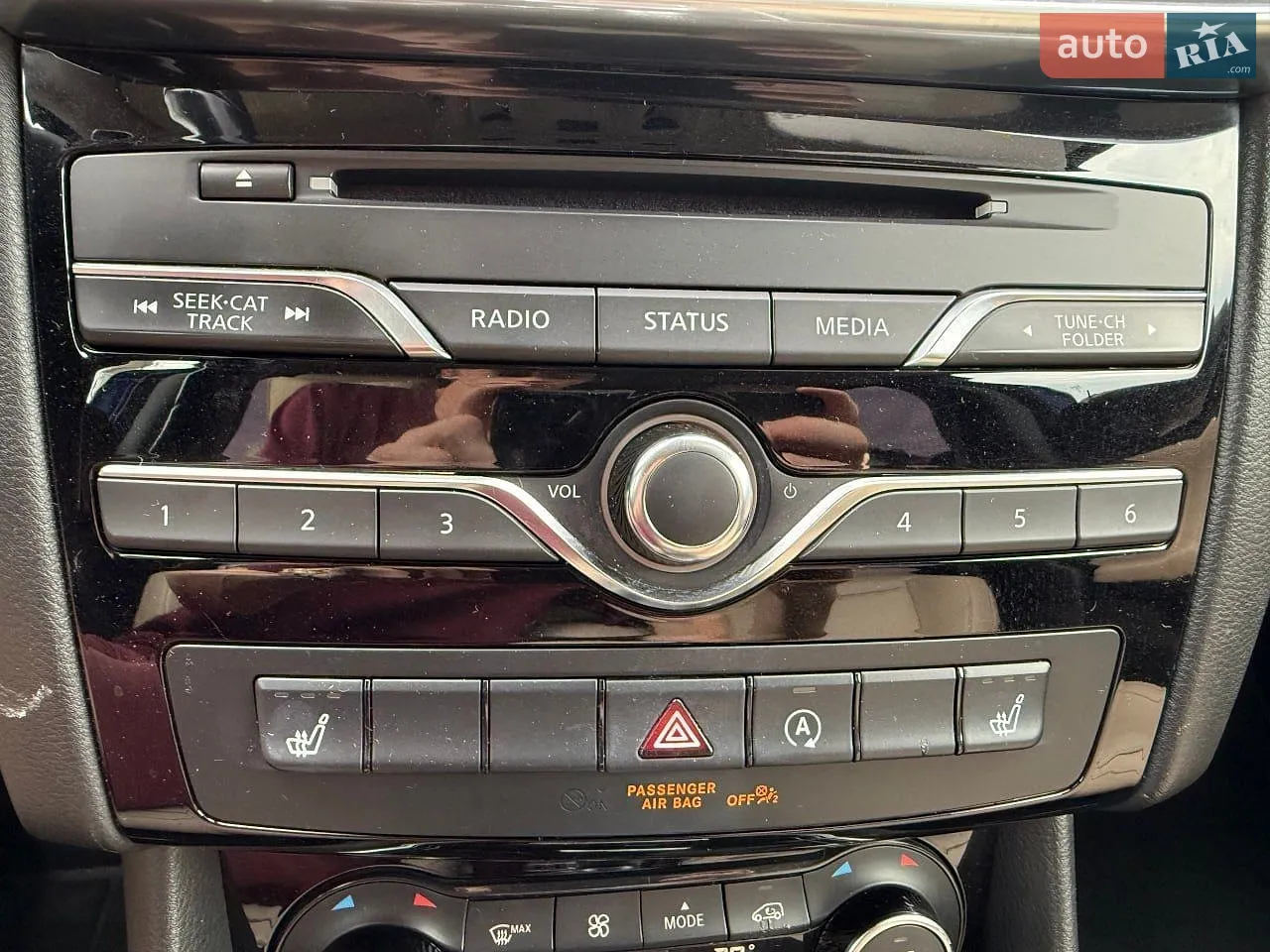 2017 Infiniti QX30 - мініатюра 17