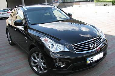 Внедорожник / Кроссовер Infiniti QX50 2015 в Харькове