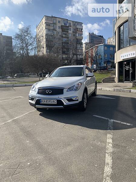 Позашляховик / Кросовер Infiniti QX50 2016 в Києві