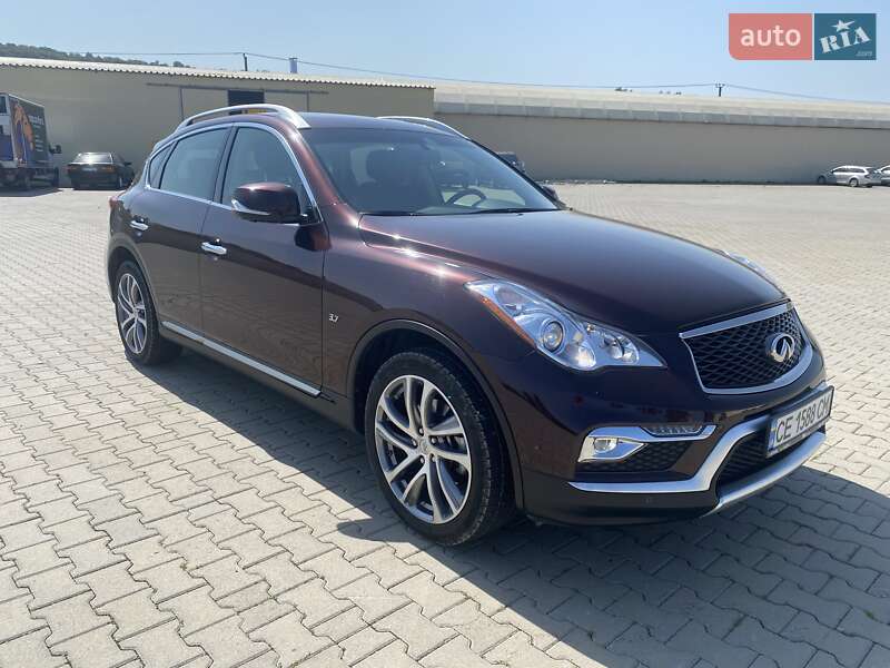Позашляховик / Кросовер Infiniti QX50 2015 в Чернівцях
