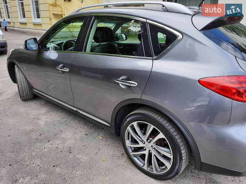 Внедорожник / Кроссовер Infiniti QX50 2016 в Киеве