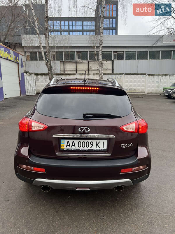 Внедорожник / Кроссовер Infiniti QX50 2017 в Киеве