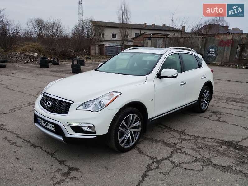 Внедорожник / Кроссовер Infiniti QX50 2017 в Ровно