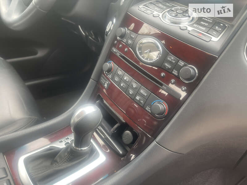 Внедорожник / Кроссовер Infiniti QX50 2017 в Белой Церкви