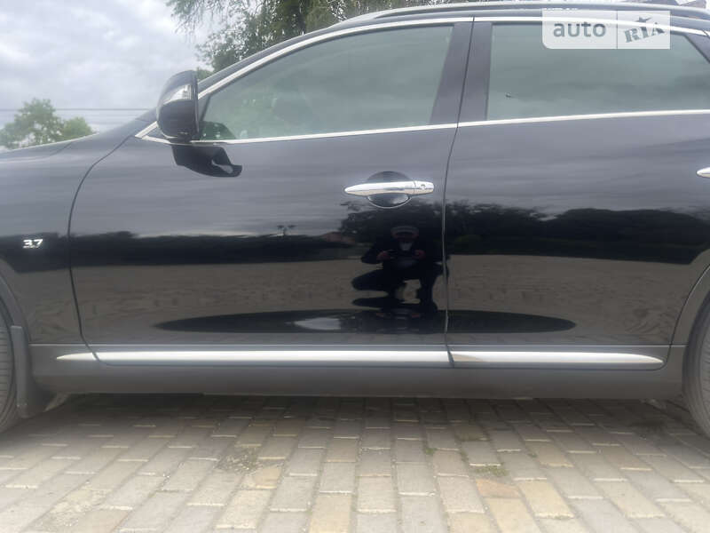 Внедорожник / Кроссовер Infiniti QX50 2017 в Белой Церкви