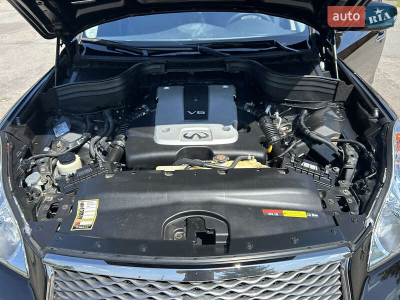 Позашляховик / Кросовер Infiniti QX50 2016 в Харкові