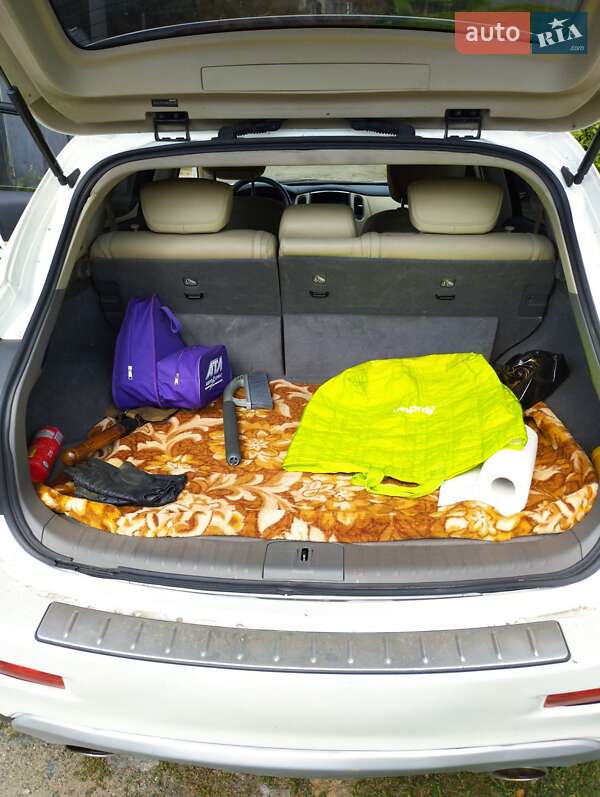 Внедорожник / Кроссовер Infiniti QX50 2017 в Киеве