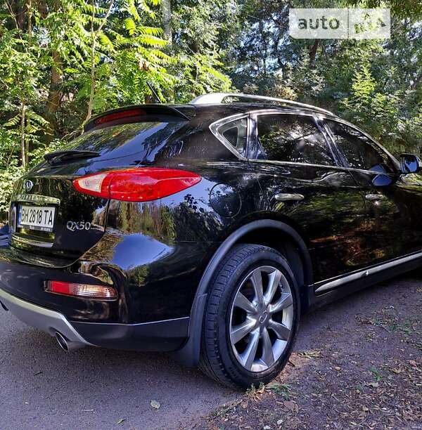 Внедорожник / Кроссовер Infiniti QX50 2016 в Одессе фото 7 Внедорожник / Кроссовер Infiniti QX50 2016 в Одессе