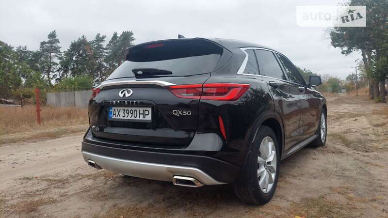 Внедорожник / Кроссовер Infiniti QX50 2019 в Змиеве фото 5 Внедорожник / Кроссовер Infiniti QX50 2019 в Змиеве