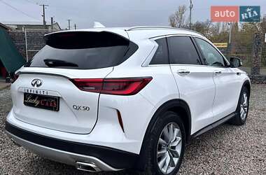 Позашляховик / Кросовер Infiniti QX50 2021 в 