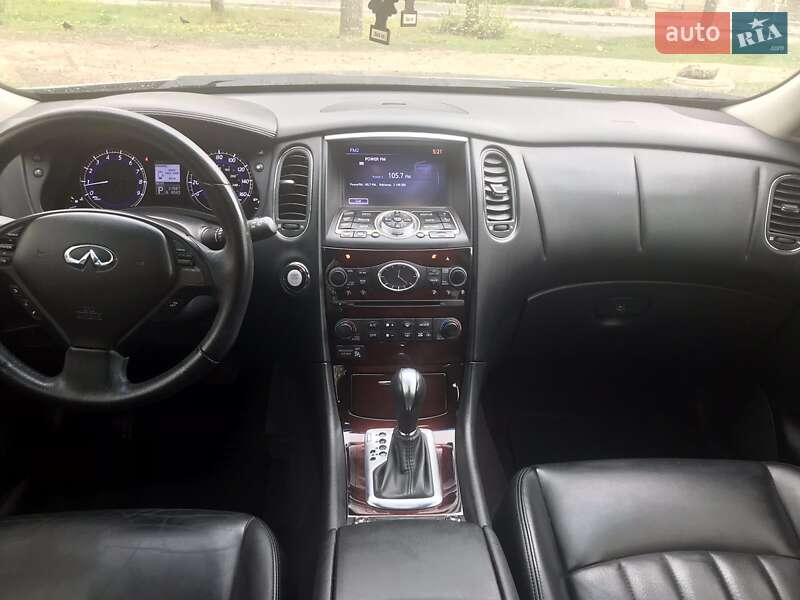 Позашляховик / Кросовер Infiniti QX50 2013 в Харкові