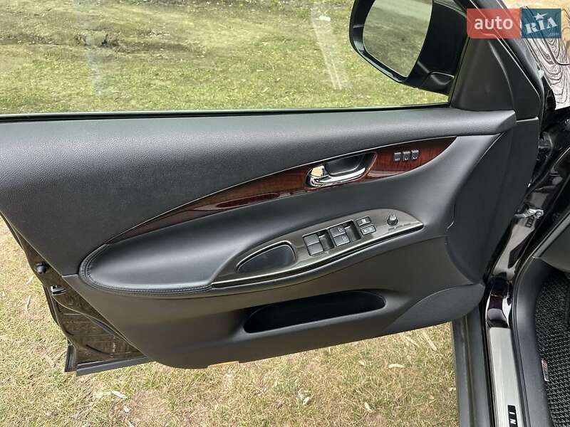 Внедорожник / Кроссовер Infiniti QX50 2017 в Полтаве фото 13 Внедорожник / Кроссовер Infiniti QX50 2017 в Полтаве