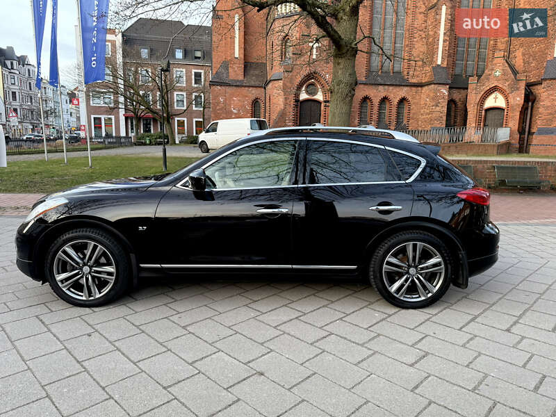 Внедорожник / Кроссовер Infiniti QX50 2014 в Львове