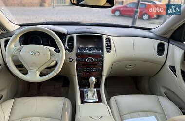 Внедорожник / Кроссовер Infiniti QX50 2014 в Львове