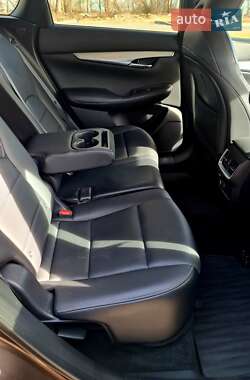 Внедорожник / Кроссовер Infiniti QX50 2018 в 