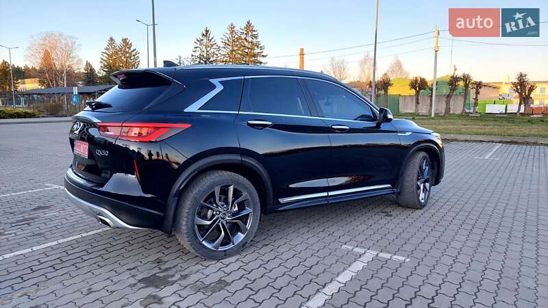 Внедорожник / Кроссовер Infiniti QX50 2018 в Бродах