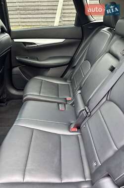 Внедорожник / Кроссовер Infiniti QX50 2020 в 