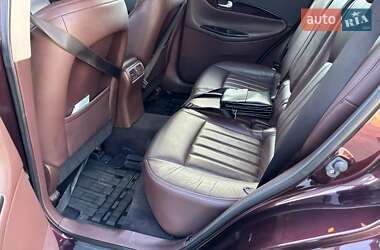 Внедорожник / Кроссовер Infiniti QX50 2017 в 