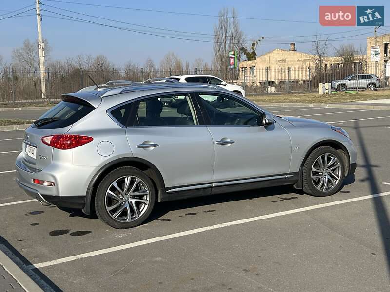 Внедорожник / Кроссовер Infiniti QX50 2017 в Киеве