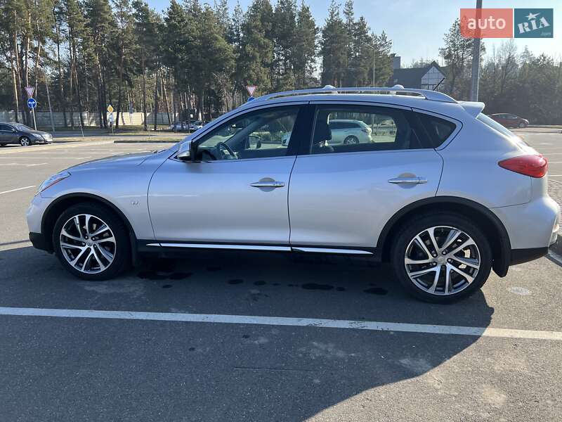 Внедорожник / Кроссовер Infiniti QX50 2017 в Киеве