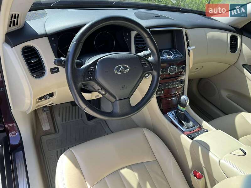 Позашляховик / Кросовер Infiniti QX50 2017 в Києві