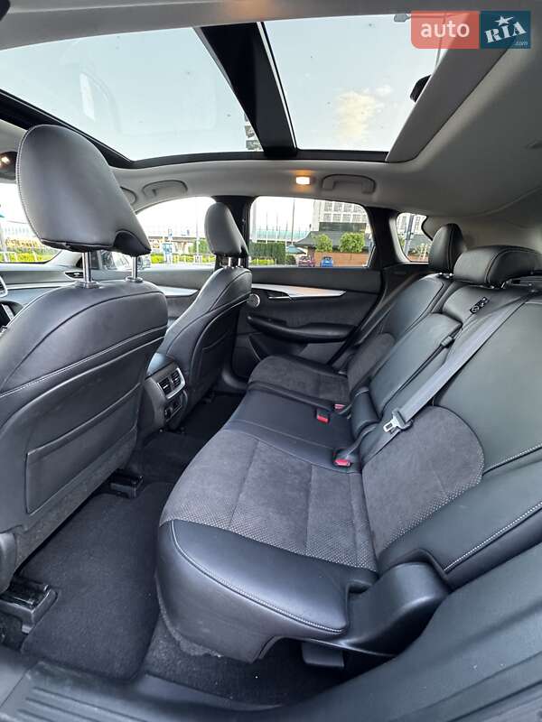Внедорожник / Кроссовер Infiniti QX50 2018 в Киеве