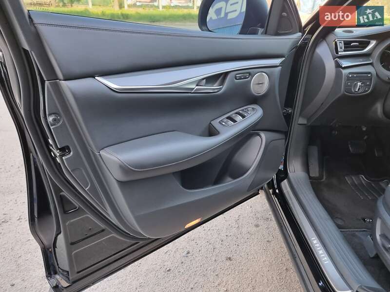 Позашляховик / Кросовер Infiniti QX50 2023 в Полтаві