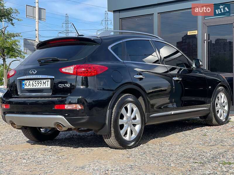 Внедорожник / Кроссовер Infiniti QX50 2017 в Киеве