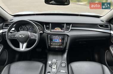 Позашляховик / Кросовер Infiniti QX50 2020 в 