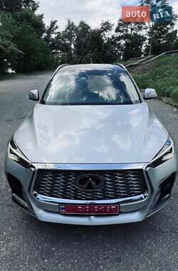 Позашляховик / Кросовер Infiniti QX50 2021 в 