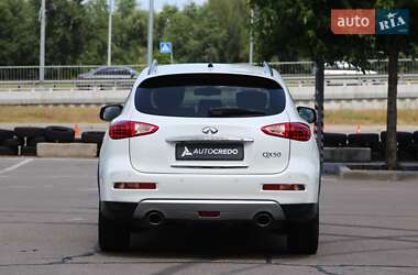 Внедорожник / Кроссовер Infiniti QX50 2017 в 