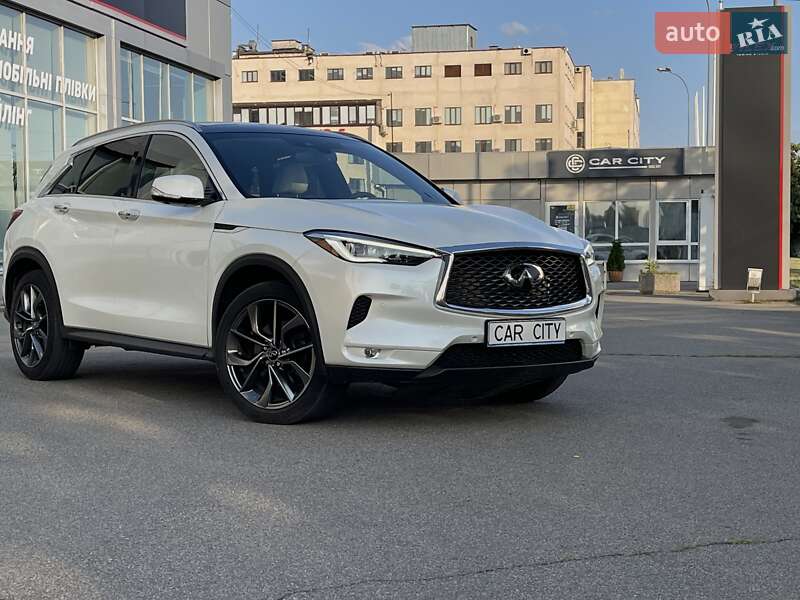 Внедорожник / Кроссовер Infiniti QX50 2021 в 