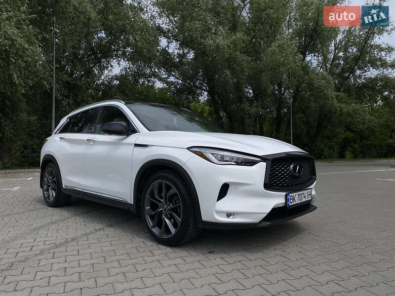 Внедорожник / Кроссовер Infiniti QX50 2019 в Хмельницком