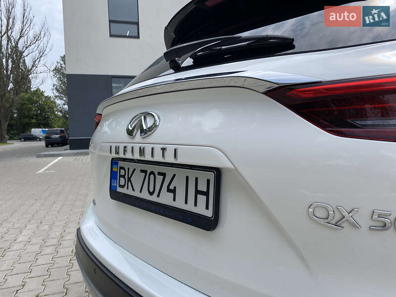 Внедорожник / Кроссовер Infiniti QX50 2019 в Хмельницком