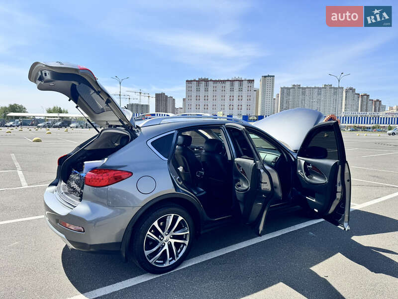 Позашляховик / Кросовер Infiniti QX50 2017 в Києві