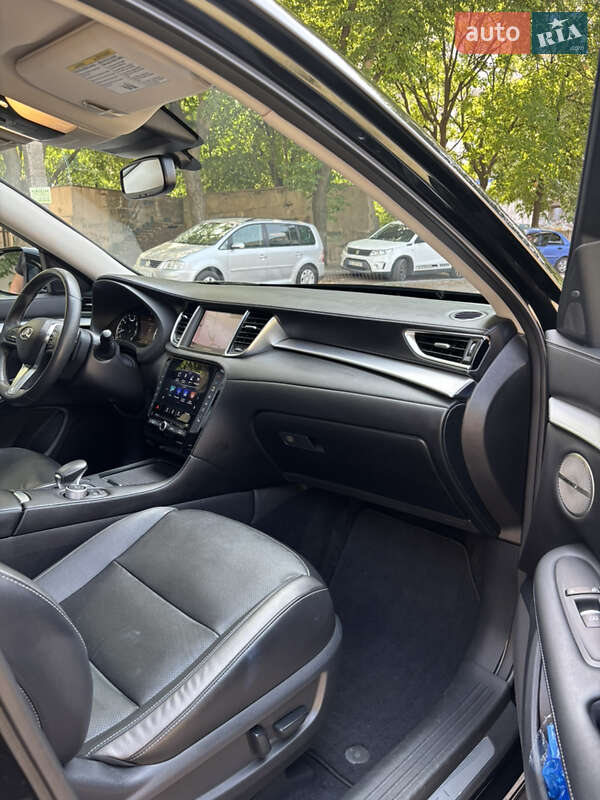 Внедорожник / Кроссовер Infiniti QX50 2018 в Днепре